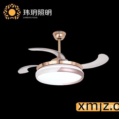 風(fēng)扇燈非(fei)常(chang)實(shí)用(yong)便(bian)利(li)