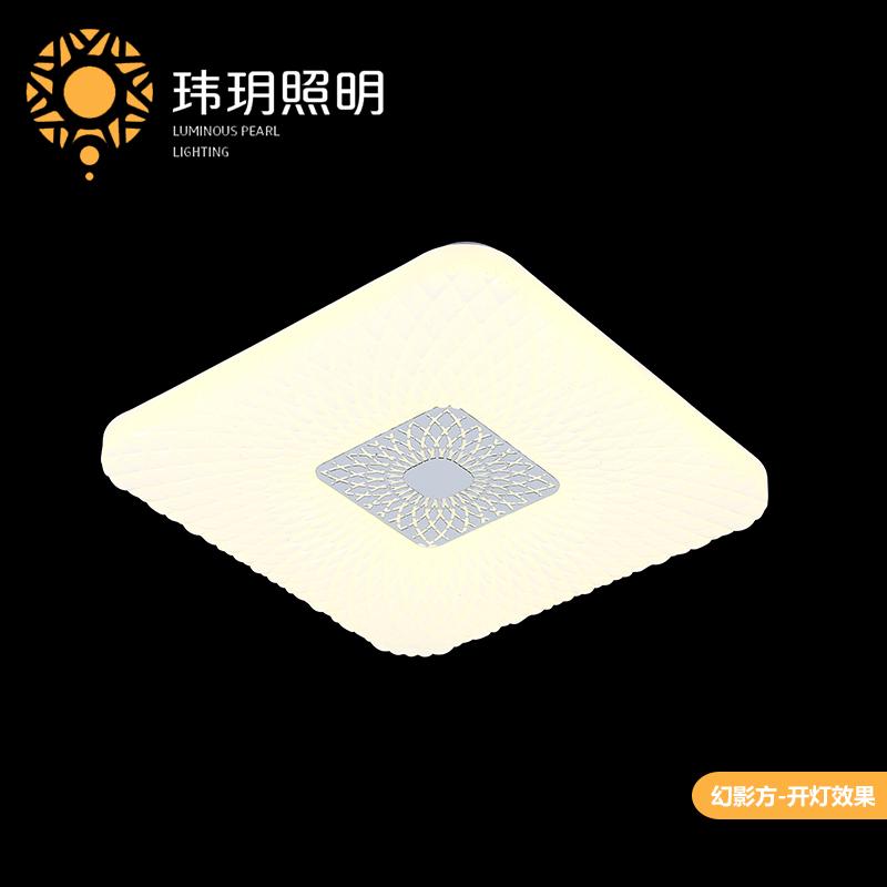 led藝術(shù)吸(xi)頂(ding)燈