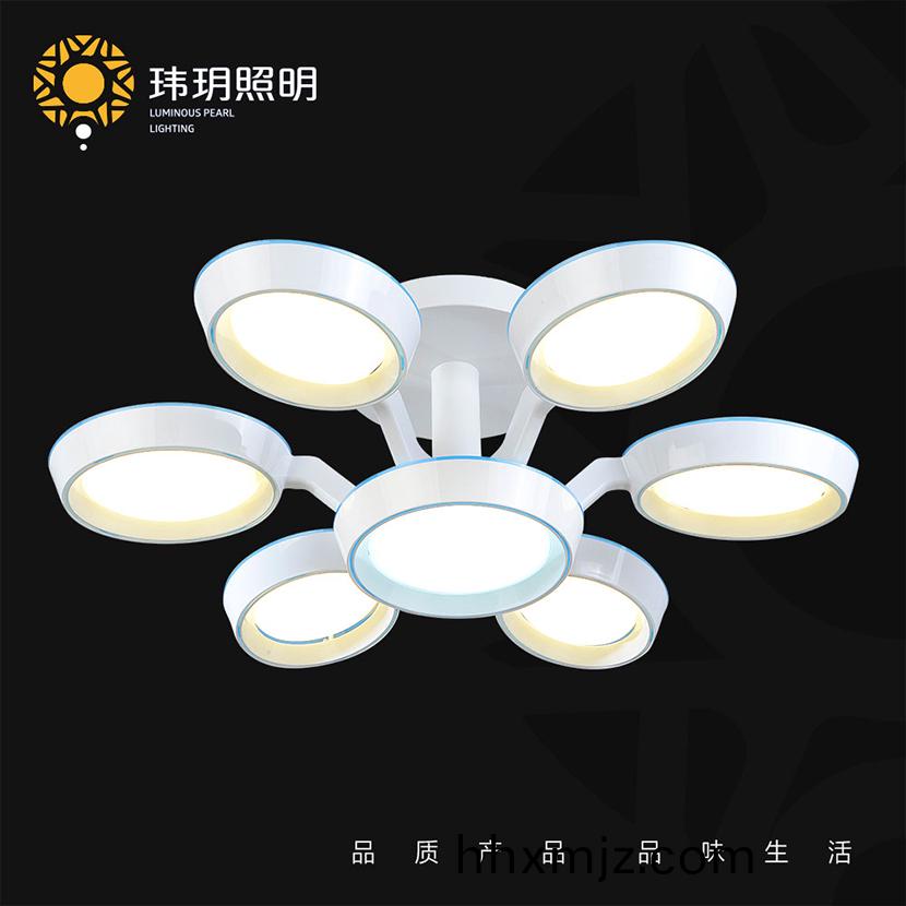  傢居(ju)燈(deng)飾炤明(ming)