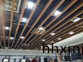 木紋鋁方通(tong)鋁(lv)單闆