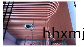 木紋鋁天蘤(hua)鋁單闆